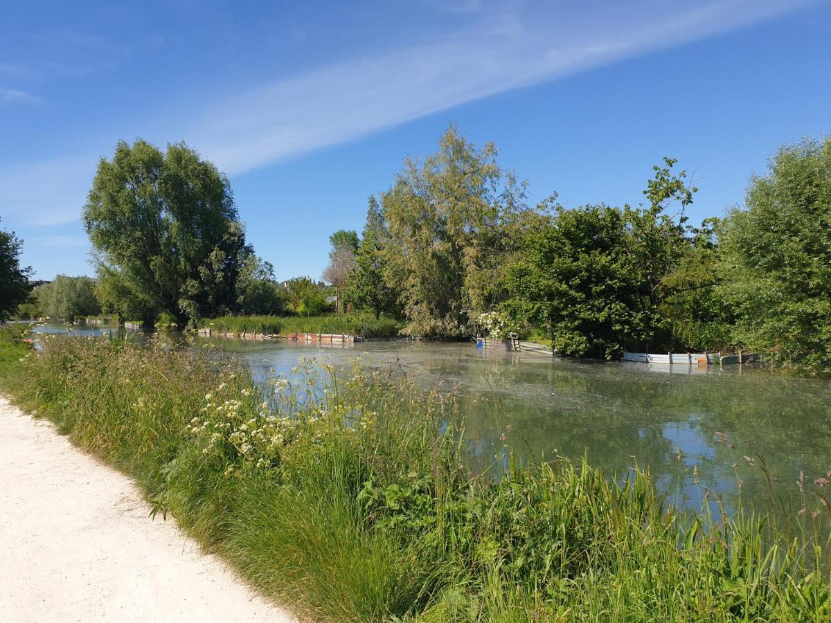 Studio Cerf, Quartier Marais, Terrasse Rez De Chausse, Jardin Accessible, Matelas Confortable Bourges Exterior foto